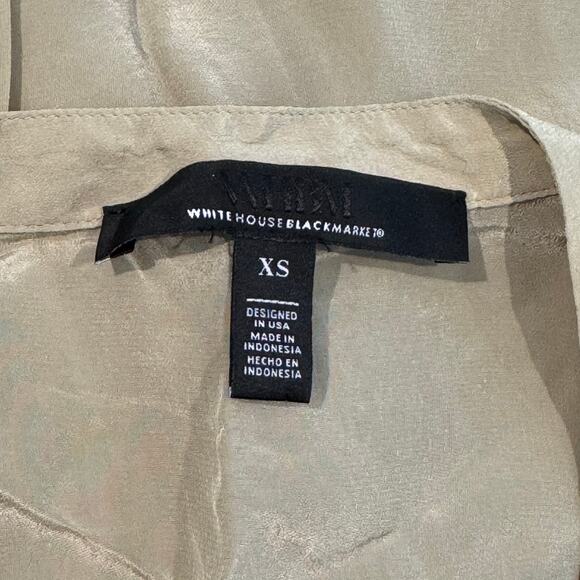 White House Black Market, Pleated Front V-Neck Sleeveless Shell, Women’s X-Small - Picture 7 of 11